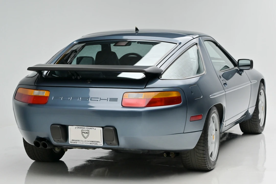 1991 Porsche 928 S4 - Image 8 of 31