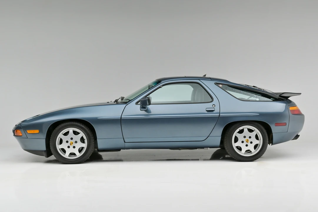 1991 Porsche 928 S4 - Image 6 of 31