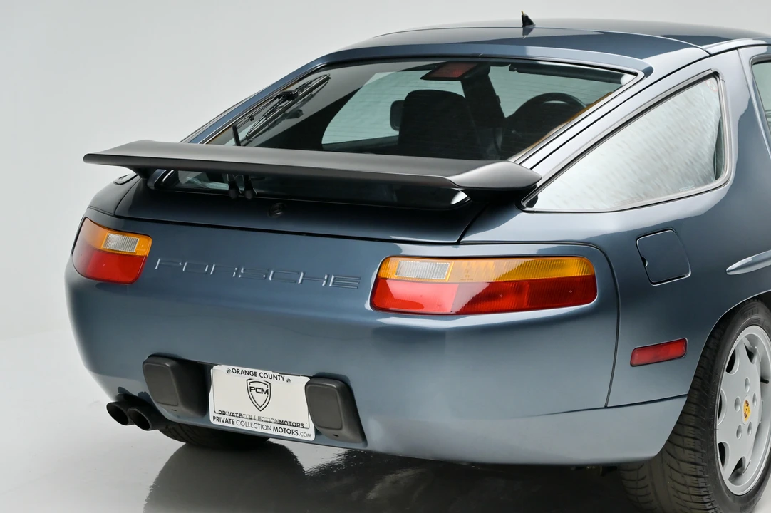 1991 Porsche 928 S4 - Image 14 of 31