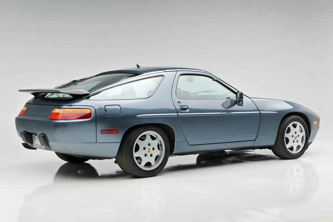 1991 Porsche 928 S4 - Image 9 of 31