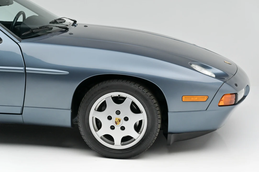 1991 Porsche 928 S4 - Image 17 of 31