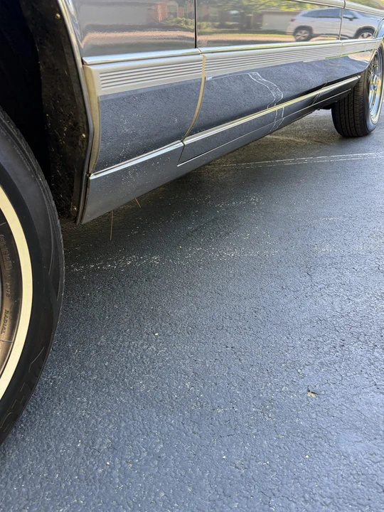 1992 Cadillac Brougham - Image 9 of 31