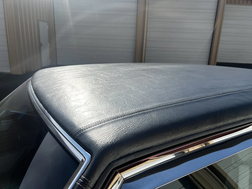 1992 Cadillac Brougham - Image 27 of 31