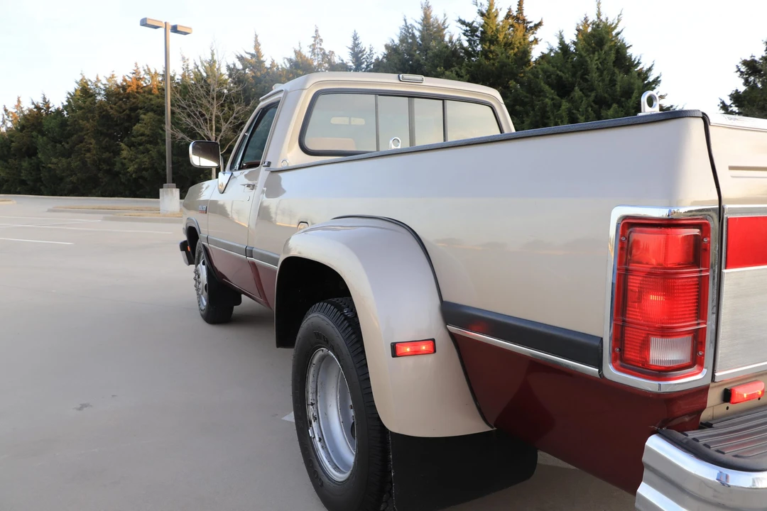 1992 Dodge Ram 1st Gen - Image 27 of 31