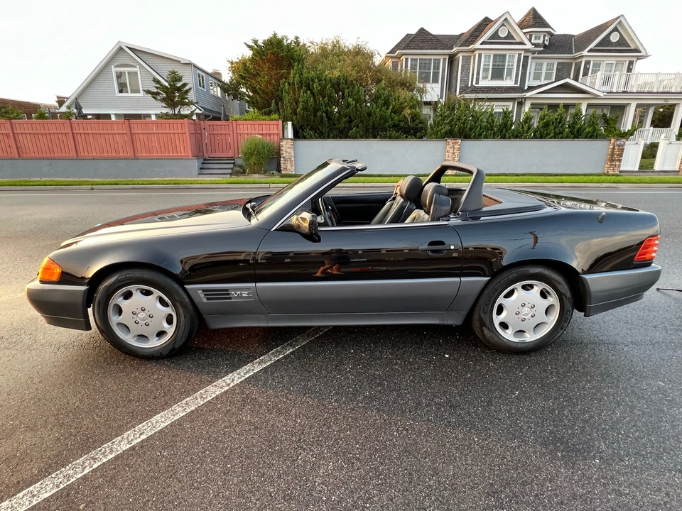 1993 Mercedes-Benz R129 SL-Class - Image 10 of 31