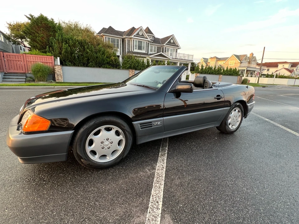 1993 Mercedes-Benz R129 SL-Class - Image 11 of 31