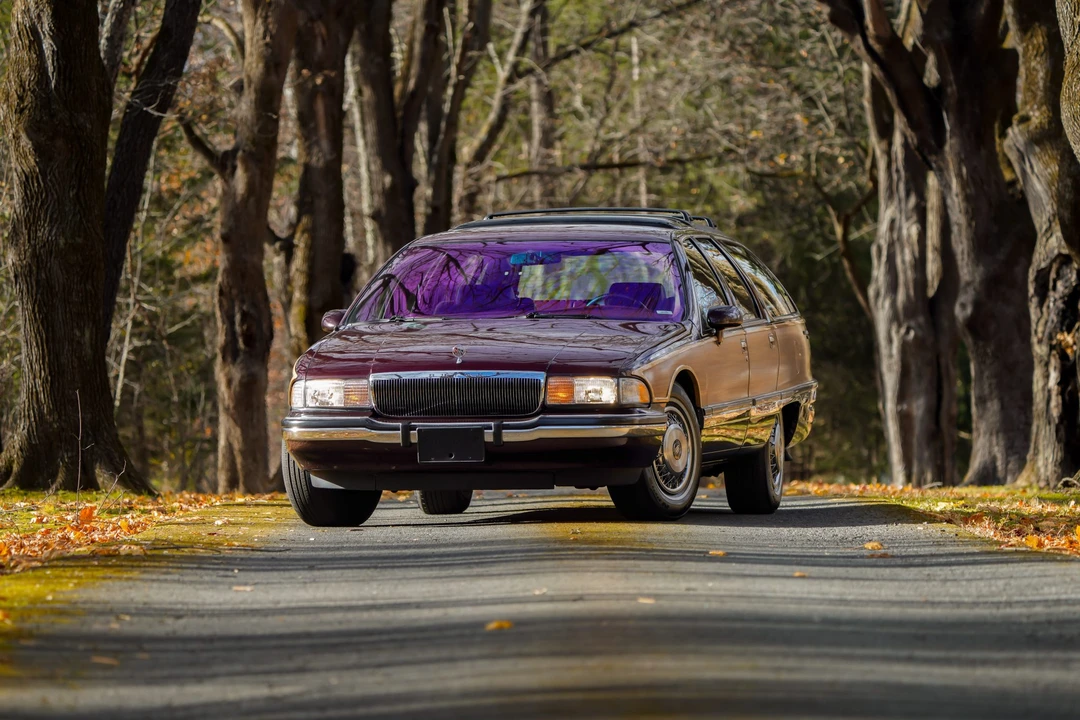 1994 Buick Roadmaster - Image 4 of 31