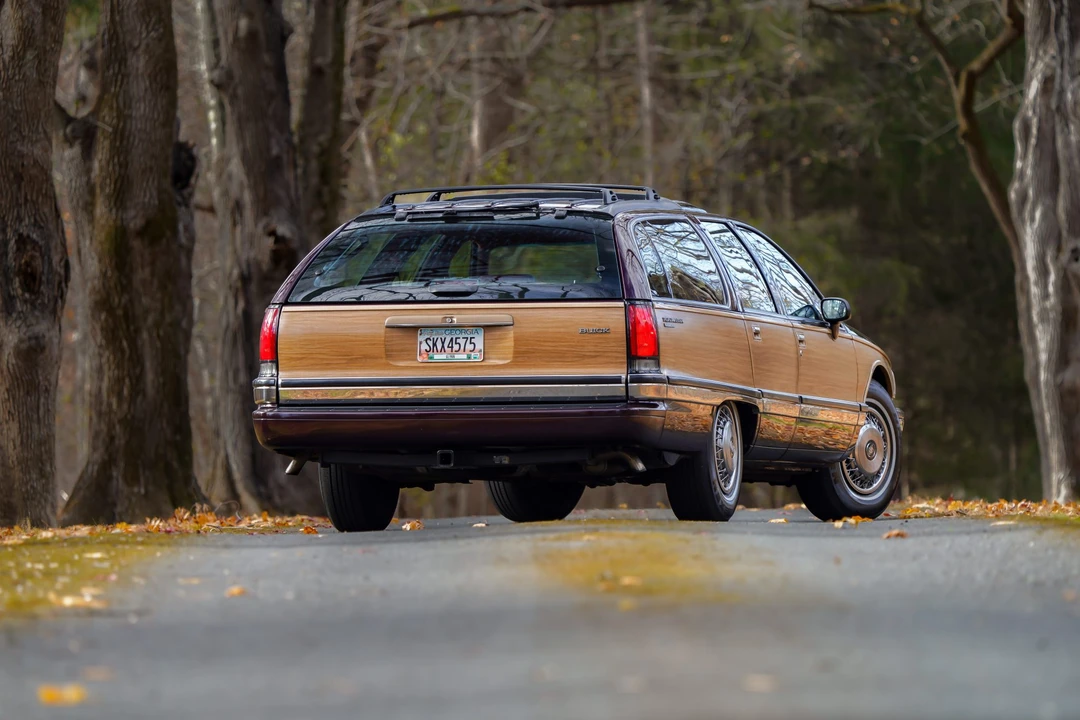 1994 Buick Roadmaster - Image 14 of 31