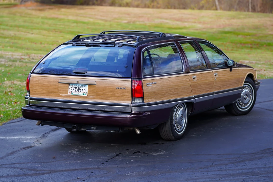1994 Buick Roadmaster - Image 15 of 31
