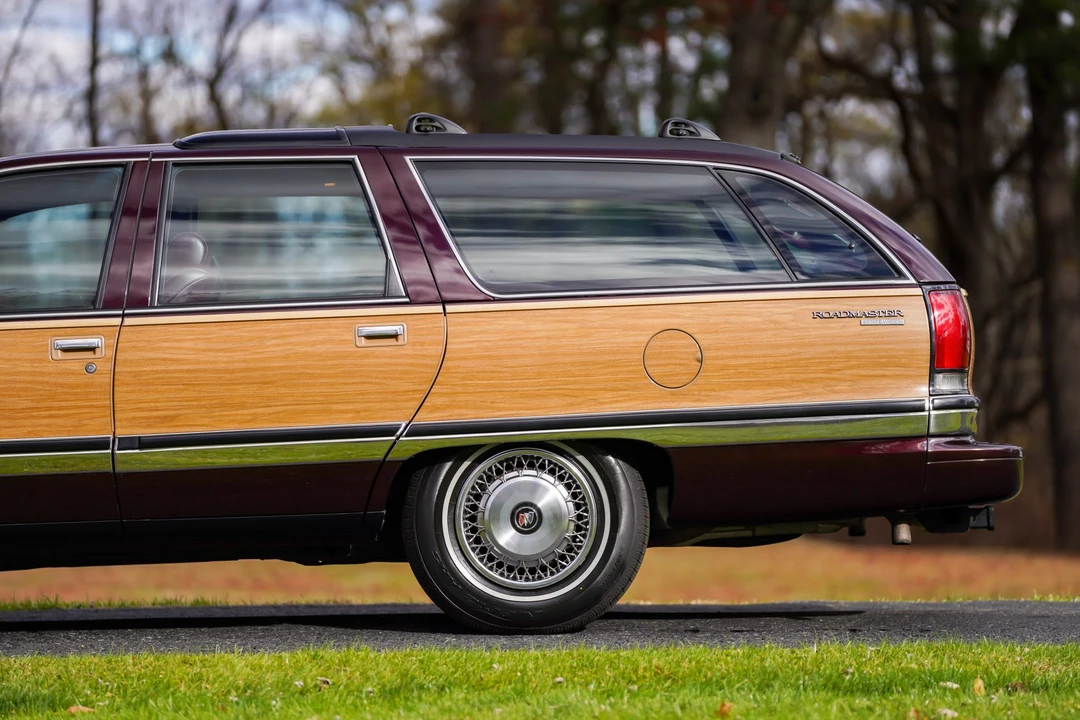 1994 Buick Roadmaster - Image 30 of 31