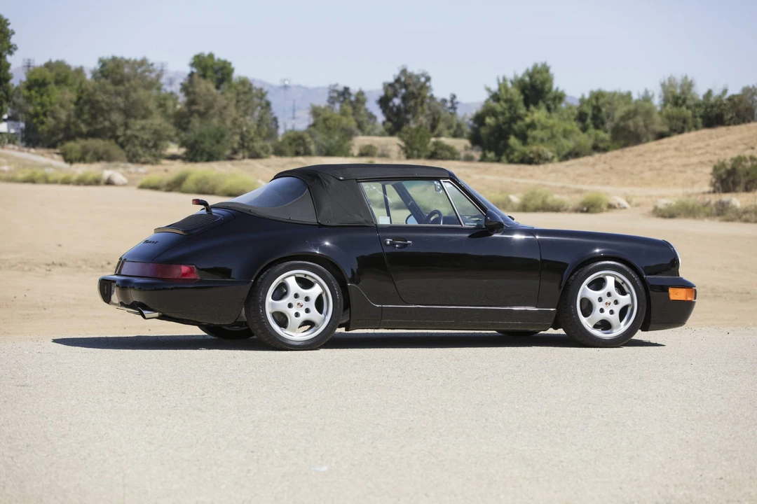 1994 Porsche 964 Carrera - Image 16 of 31