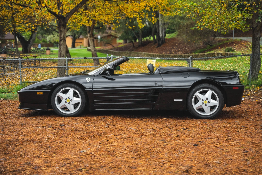 1995 Ferrari 348 Spider - Image 11 of 31