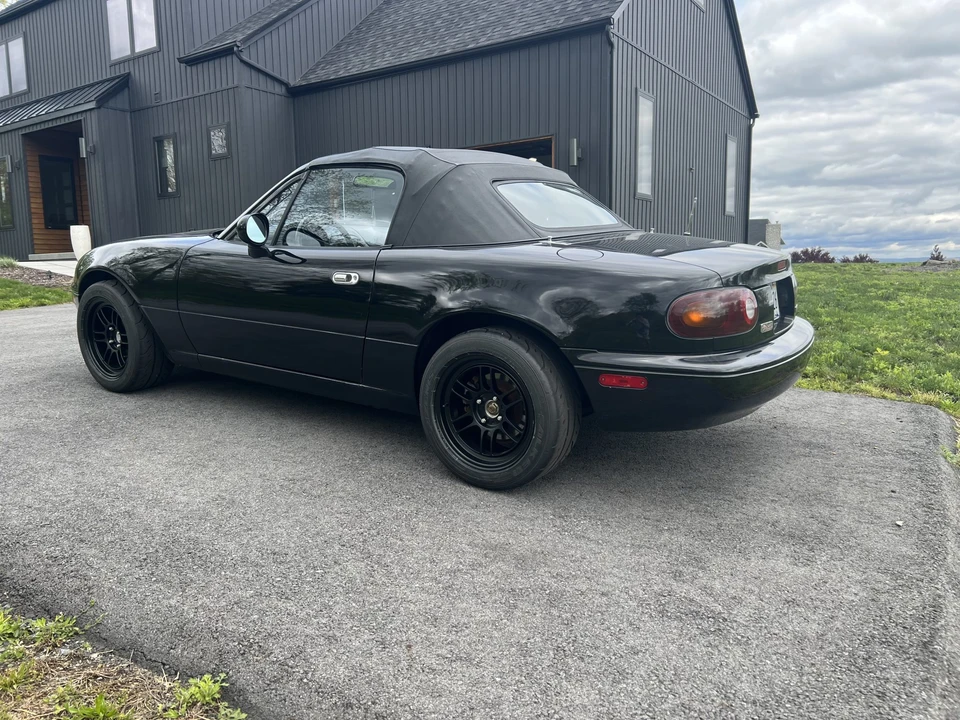 1995 Mazda NA MX-5 Miata - Image 16 of 31