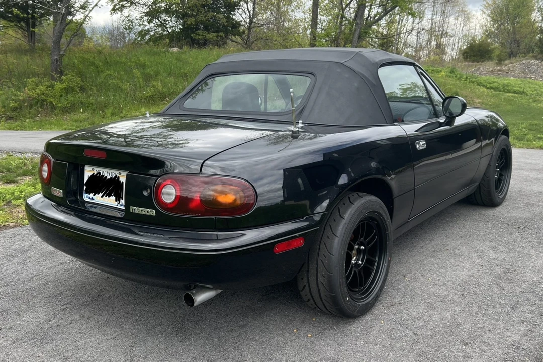 1995 Mazda NA MX-5 Miata - Image 13 of 31