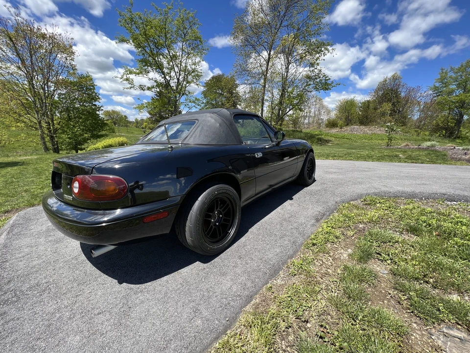 1995 Mazda NA MX-5 Miata - Image 12 of 31