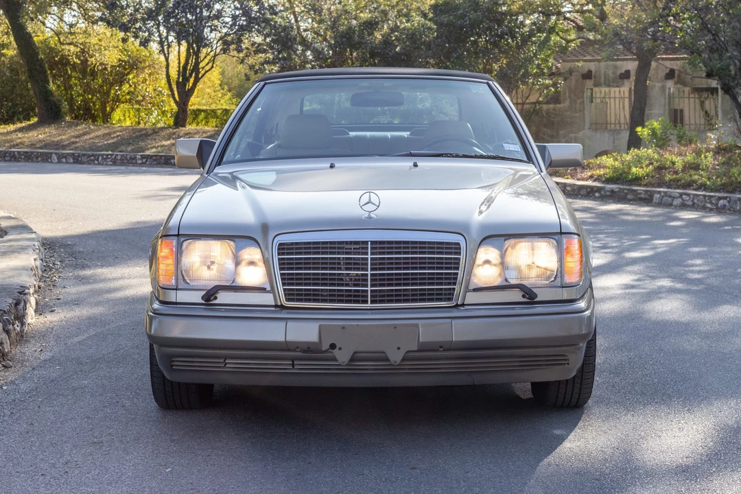 1995 Mercedes-Benz W124 E-Class - Image 4 of 31