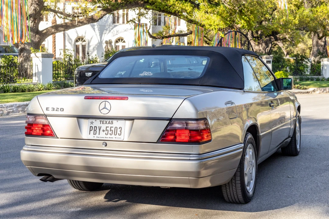 1995 Mercedes-Benz W124 E-Class - Image 22 of 31