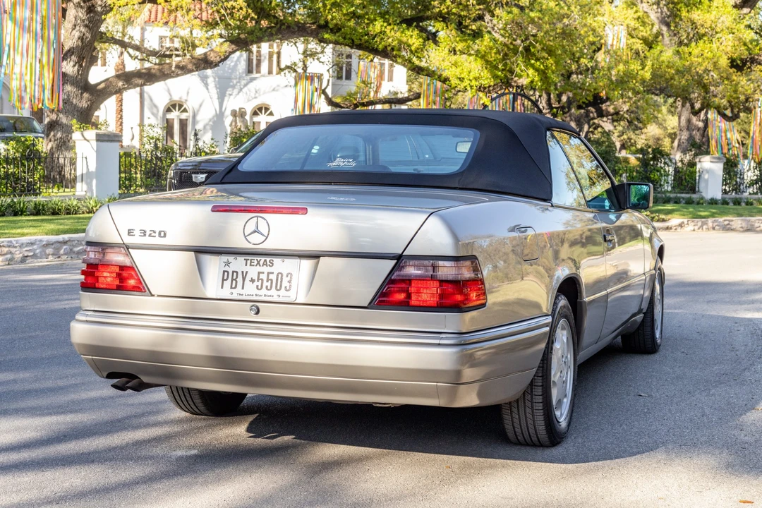 1995 Mercedes-Benz W124 E-Class - Image 23 of 31