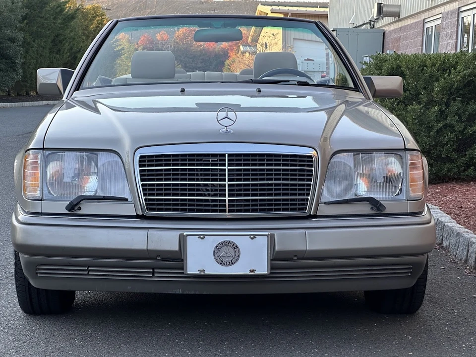 1995 Mercedes-Benz W124 E-Class - Image 17 of 31