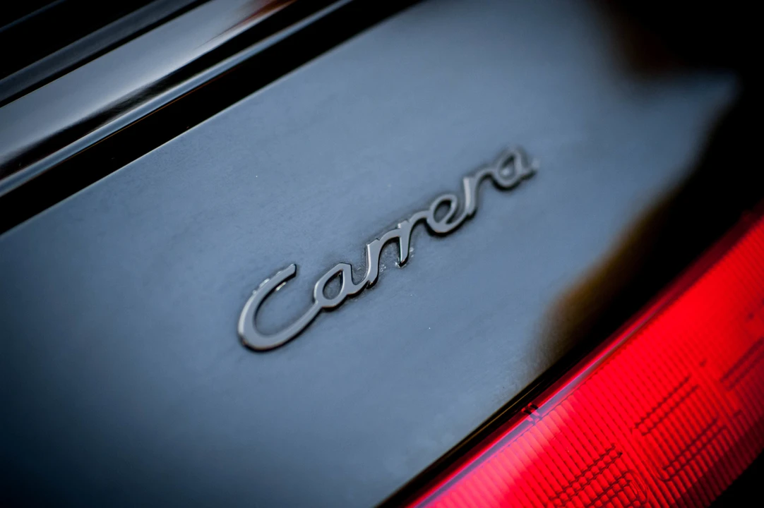 1995 Porsche 993 Carrera - Image 24 of 31