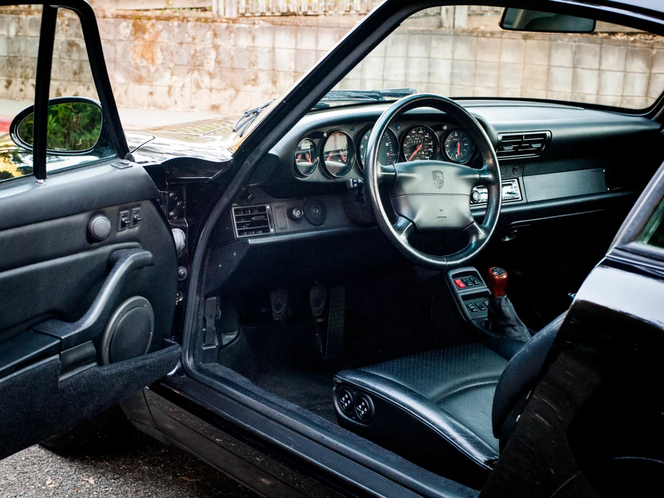 1995 Porsche 993 Carrera - Image 26 of 31