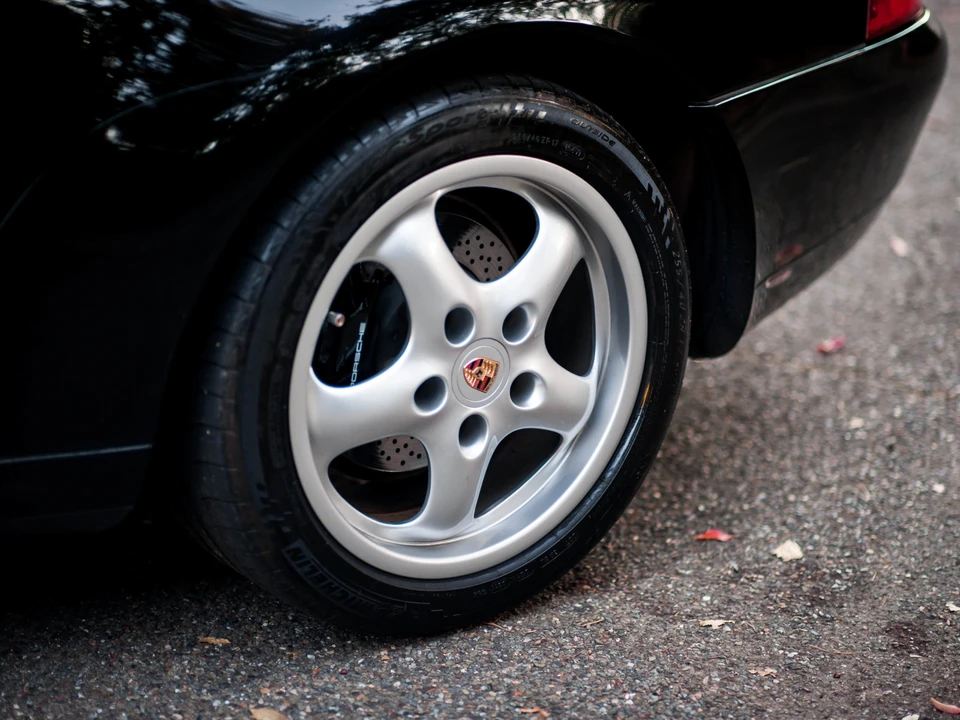 1995 Porsche 993 Carrera - Image 18 of 31