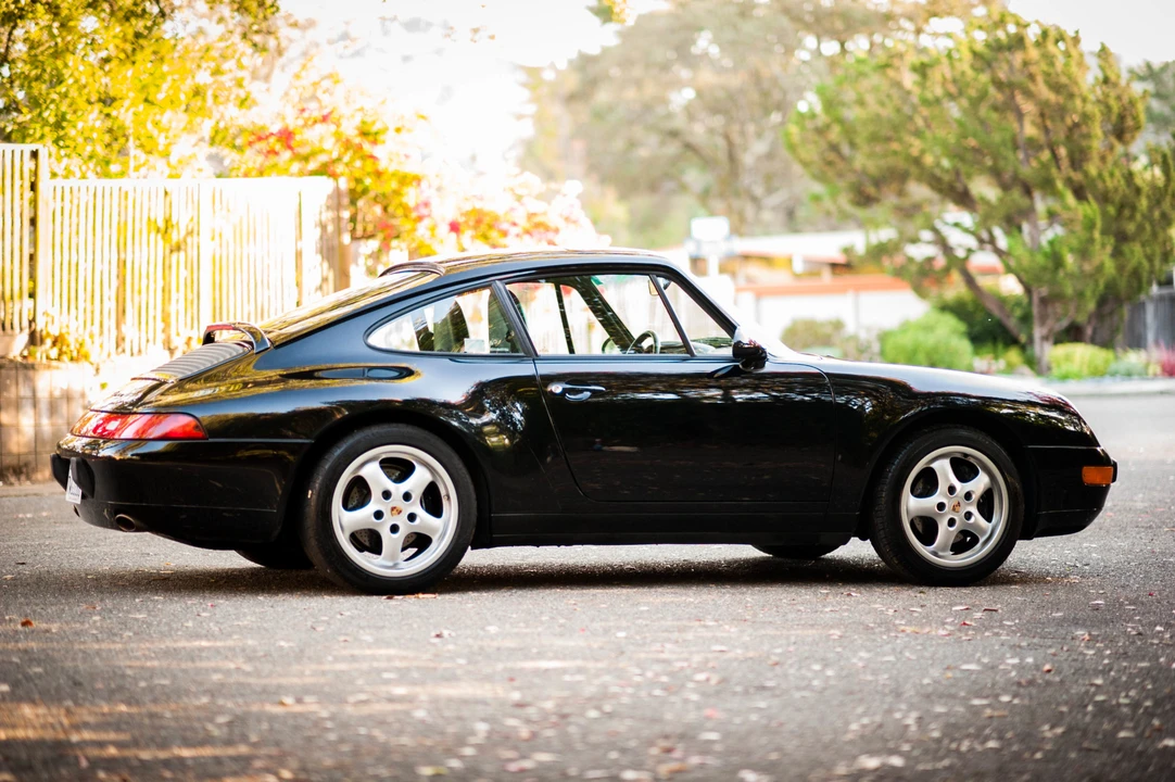 1995 Porsche 993 Carrera - Image 9 of 31