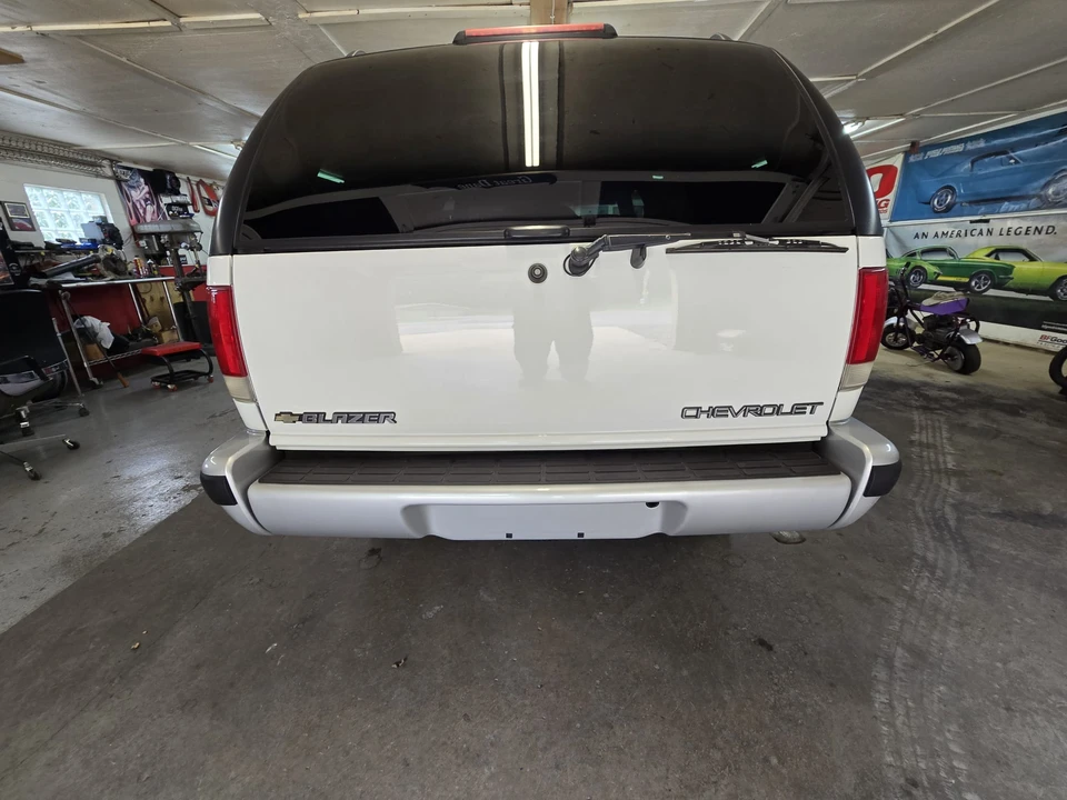 1996 Chevrolet S-10 Blazer 2nd Gen - Image 16 of 31