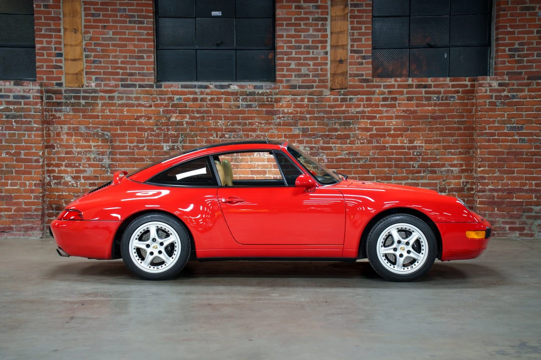 1996 Porsche 993 Carrera - Image 11 of 31