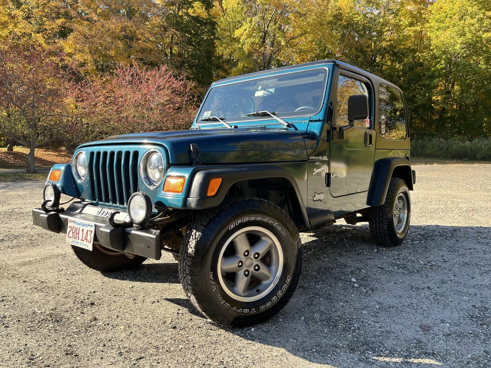 1998 Jeep TJ Wrangler - Image 2 of 31