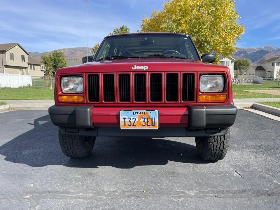 1999 Jeep XJ Cherokee - Image 11 of 31