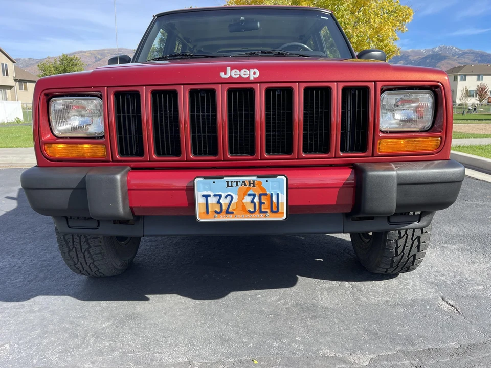 1999 Jeep XJ Cherokee - Image 14 of 31