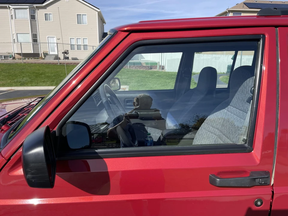 1999 Jeep XJ Cherokee - Image 26 of 31