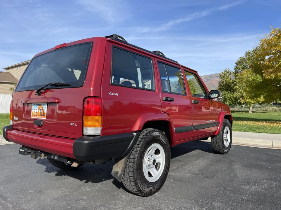 1999 Jeep XJ Cherokee - Image 7 of 31