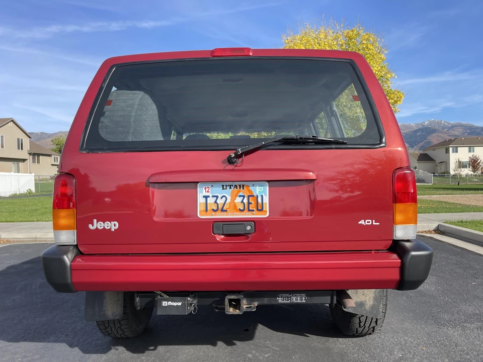 1999 Jeep XJ Cherokee - Image 6 of 31