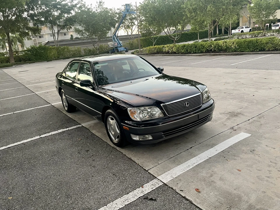 1999 Lexus LS 2nd Gen - Image 20 of 31