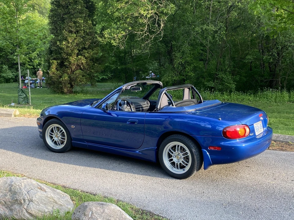 1999 Mazda NB MX-5 Miata - Image 6 of 31