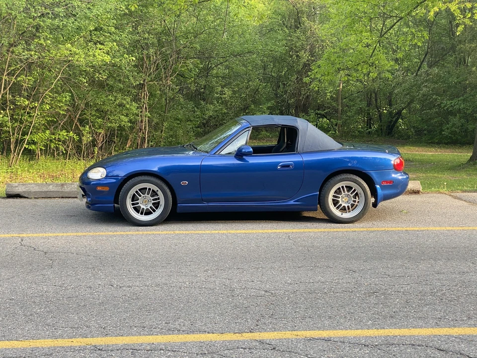 1999 Mazda NB MX-5 Miata - Image 16 of 31