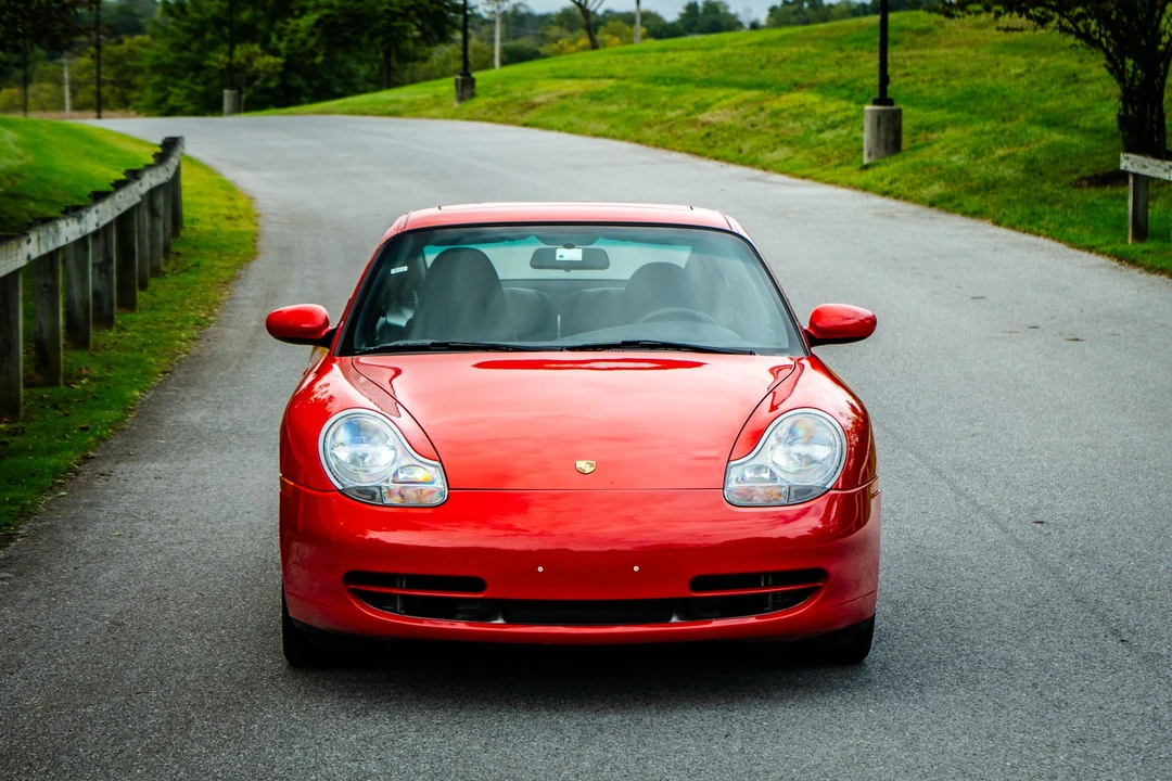 1999 Porsche 996 Carrera - Image 17 of 31