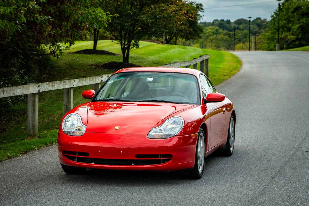 1999 Porsche 996 Carrera - Image 19 of 31