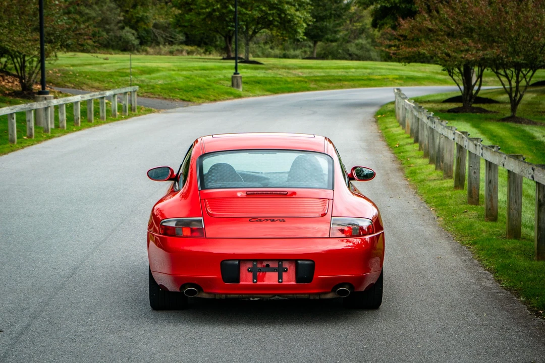 1999 Porsche 996 Carrera - Image 29 of 31