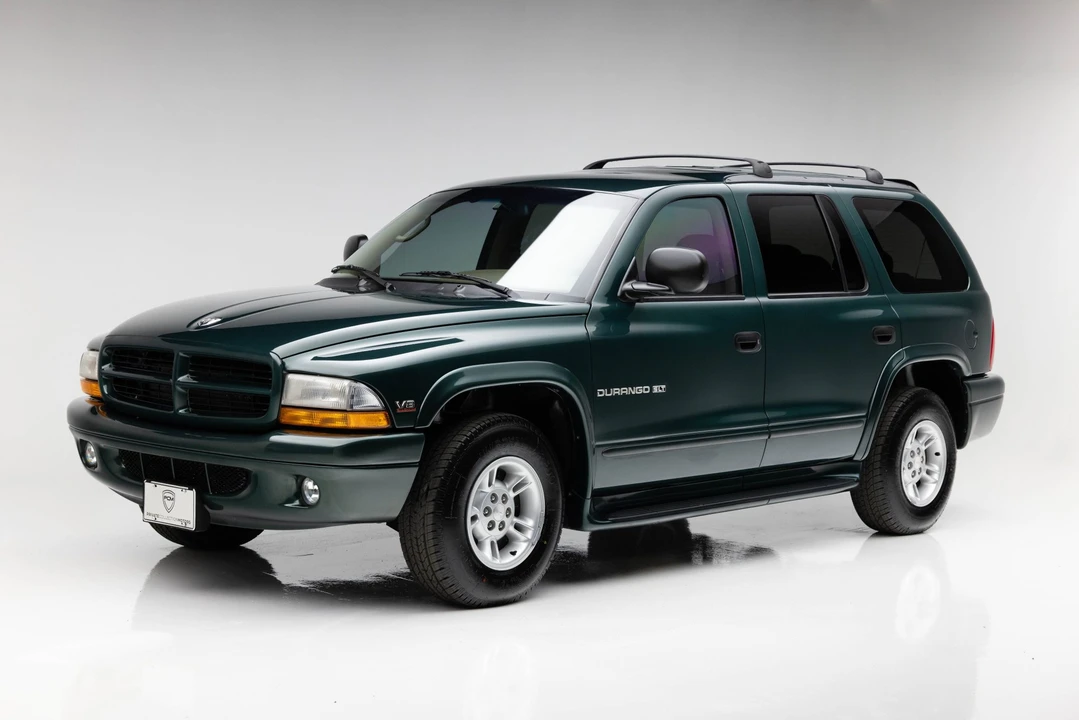 2000 Dodge Durango 1st Gen - Image 2 of 31