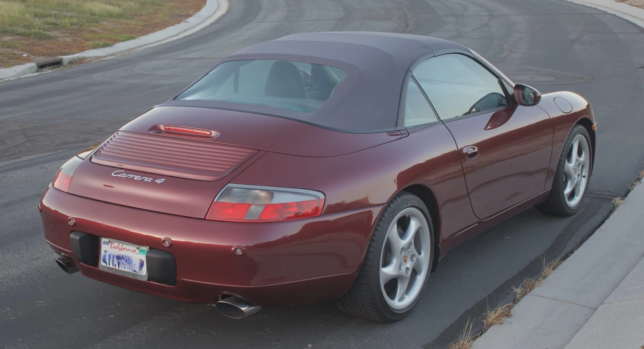 2000 Porsche 996 Carrera - Image 27 of 31
