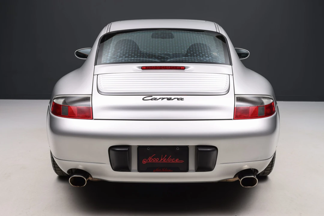 2000 Porsche 996 Carrera - Image 8 of 31