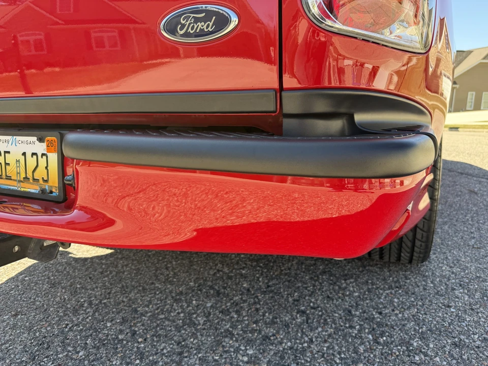 2001 Ford F-150 SVT Lightning 10th Gen - Image 12 of 31