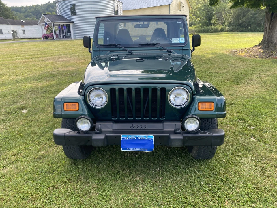 2001 Jeep TJ Wrangler - Image 10 of 31