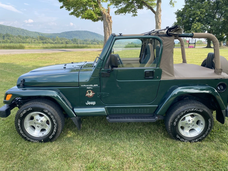 2001 Jeep TJ Wrangler - Image 18 of 31