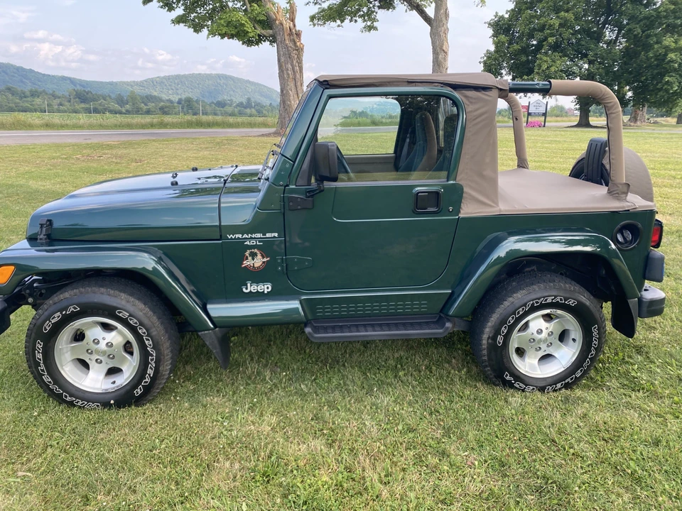 2001 Jeep TJ Wrangler - Image 17 of 31