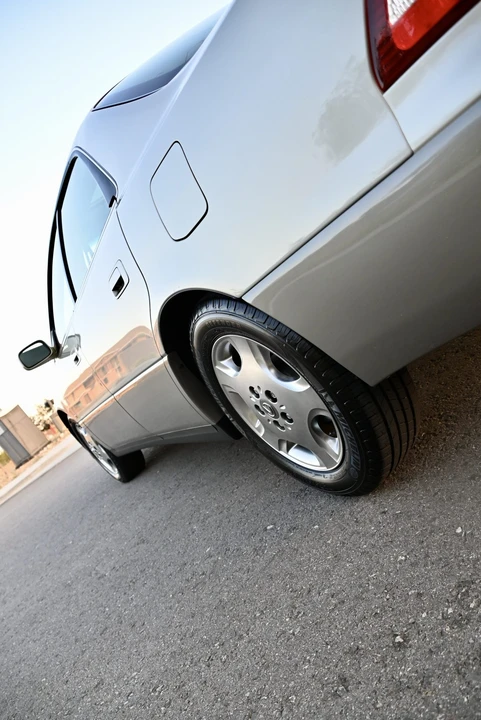 2001 Lexus ES 3rd Gen - Image 22 of 31