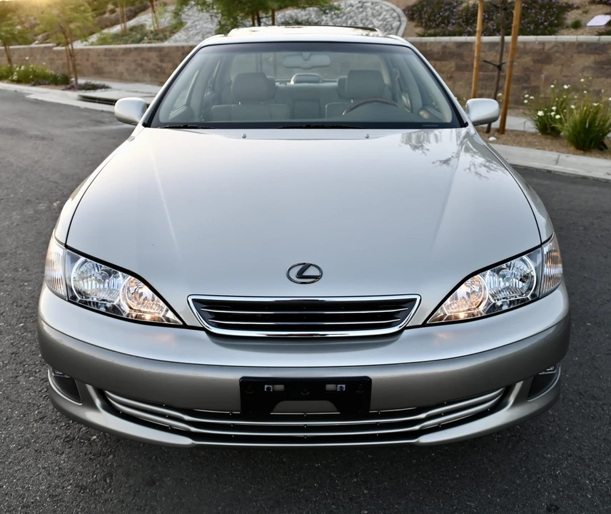 2001 Lexus ES 3rd Gen - Image 4 of 31